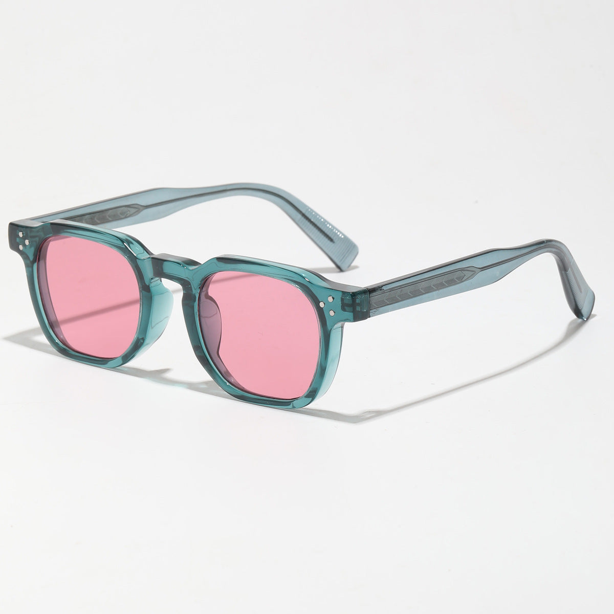 NeoRetro Eyewear / NovaLens
NeoRetro Eyewear / RetroVibe
NeoRetro Eyewear / LuxeShade
NeoRetro Eyewear / UrbanVision
NeoRetro Eyewear / ClassicAura